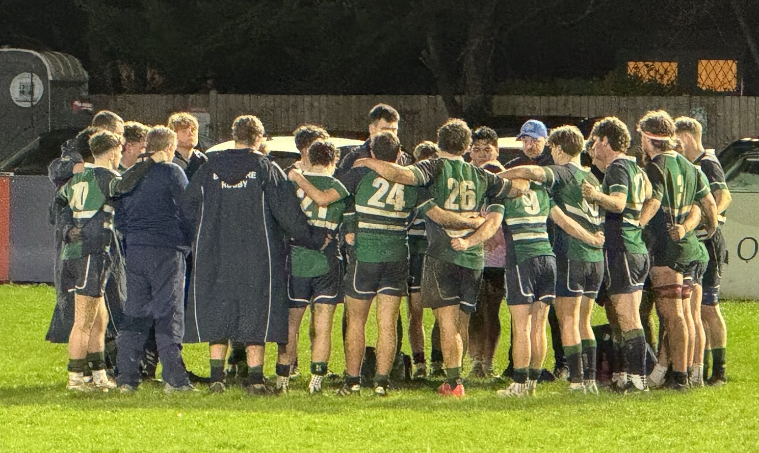 PETT-RIDGE HELPS BERKSHIRE PUT LAMBS TO THE SLAUGHTER