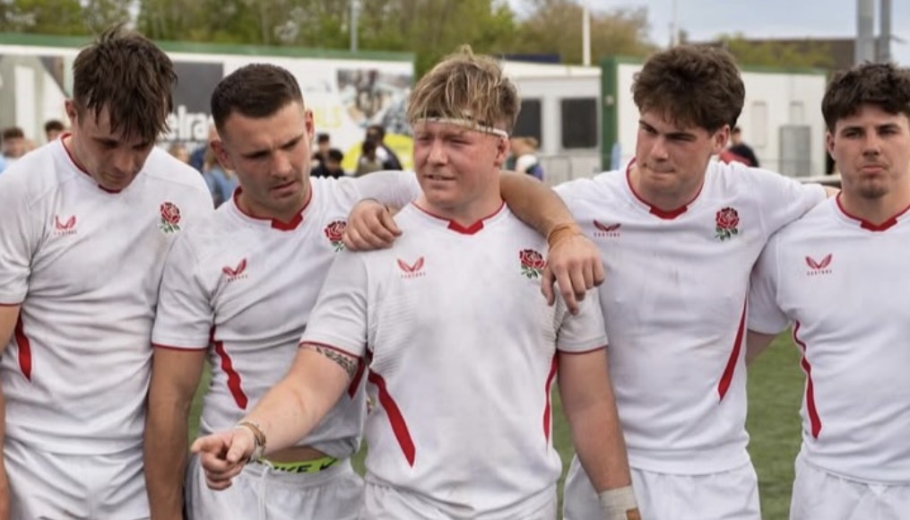 FERGUS HELPS FIRE ENGLAND TO FRENCH GLORY